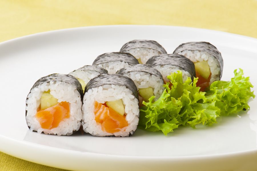 sushi-2363418.jpg