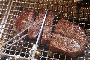 为什么在上海才能学到正宗东北烤肉？