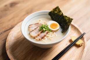 玉子料理学院核心配方：油脂、盐度、出汁的黄金比例
