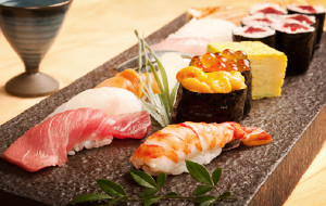 寿司培训的为什么高端OMAKASE都是握寿司