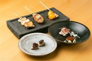 日式烧鸟培训：盐味烧与酱烧的风味核心